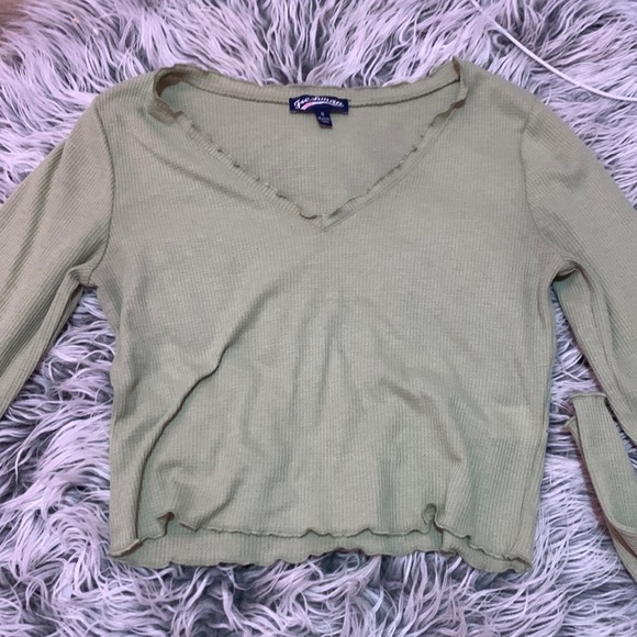 Long sleeve crop top small - Picture 1 of 2